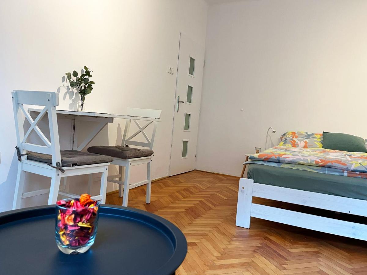 Apartman Pod Vyhlidkou Nové Město nad Metují المظهر الخارجي الصورة