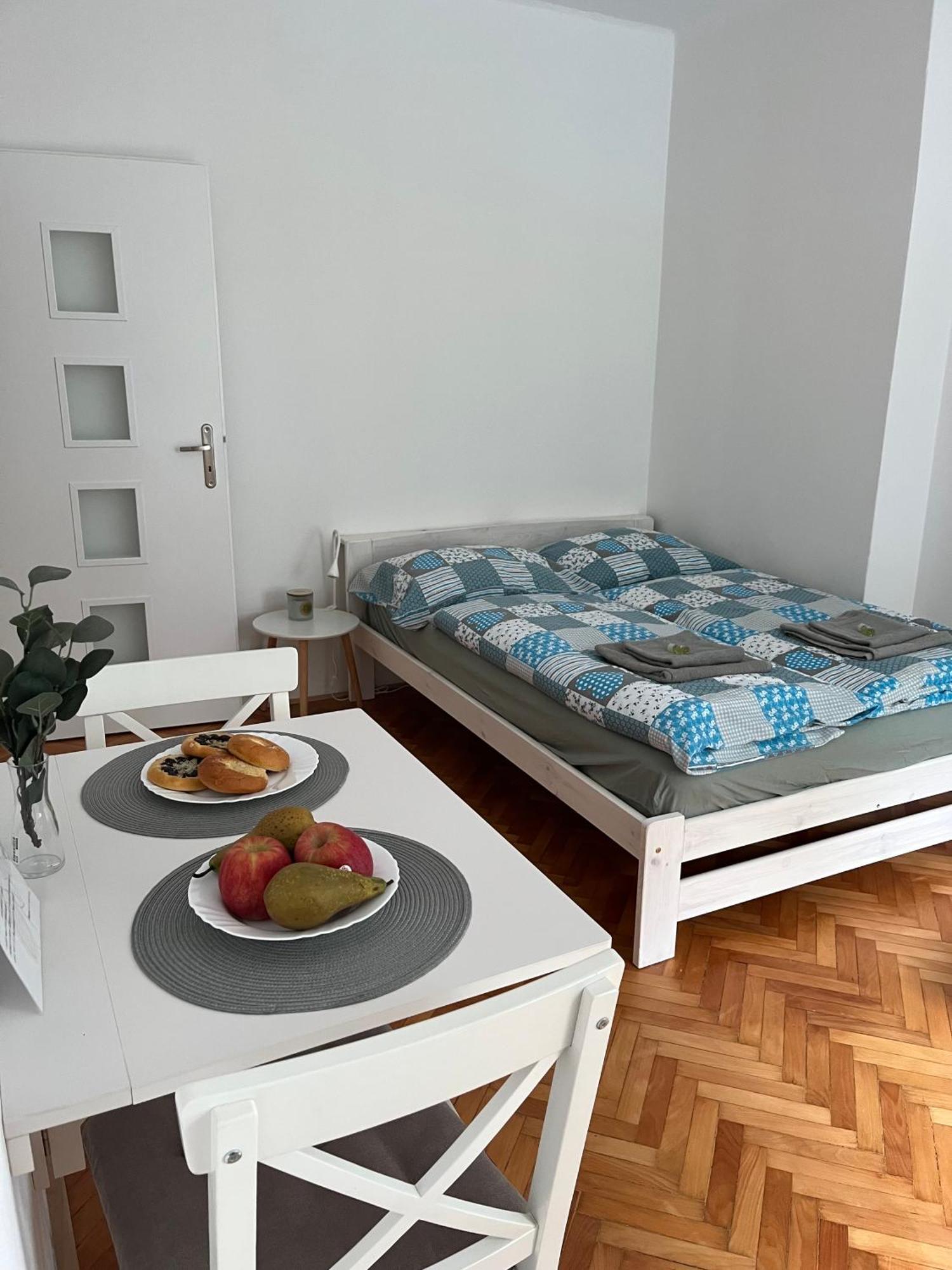 Apartman Pod Vyhlidkou Nové Město nad Metují المظهر الخارجي الصورة